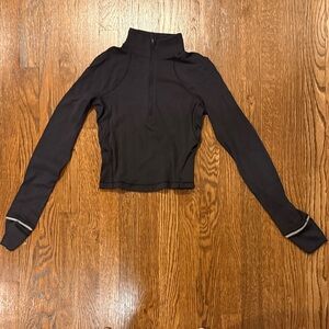 Lululemon Women's Black Long-Sleeve Mock Neck Half-Zip Top
